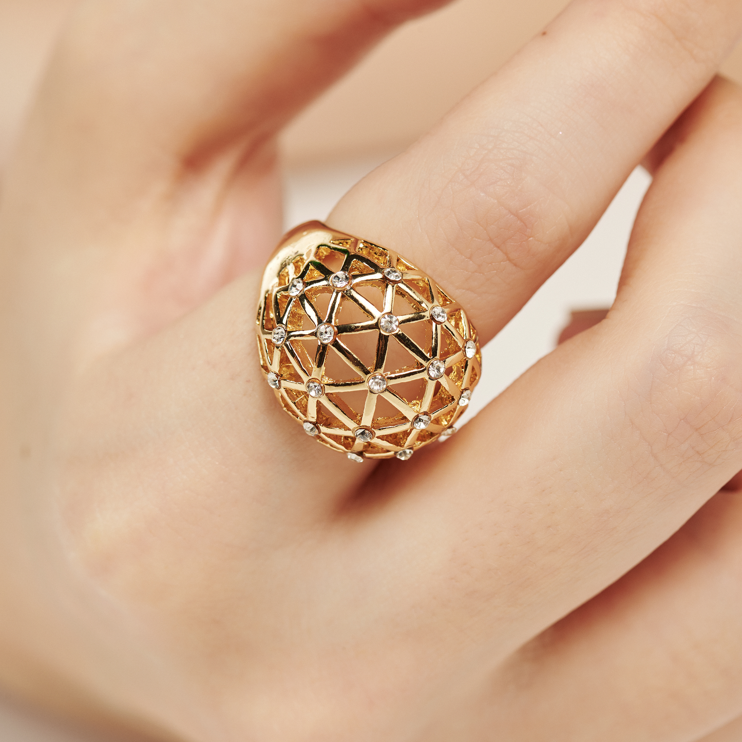 Anel Estrelar Dourado