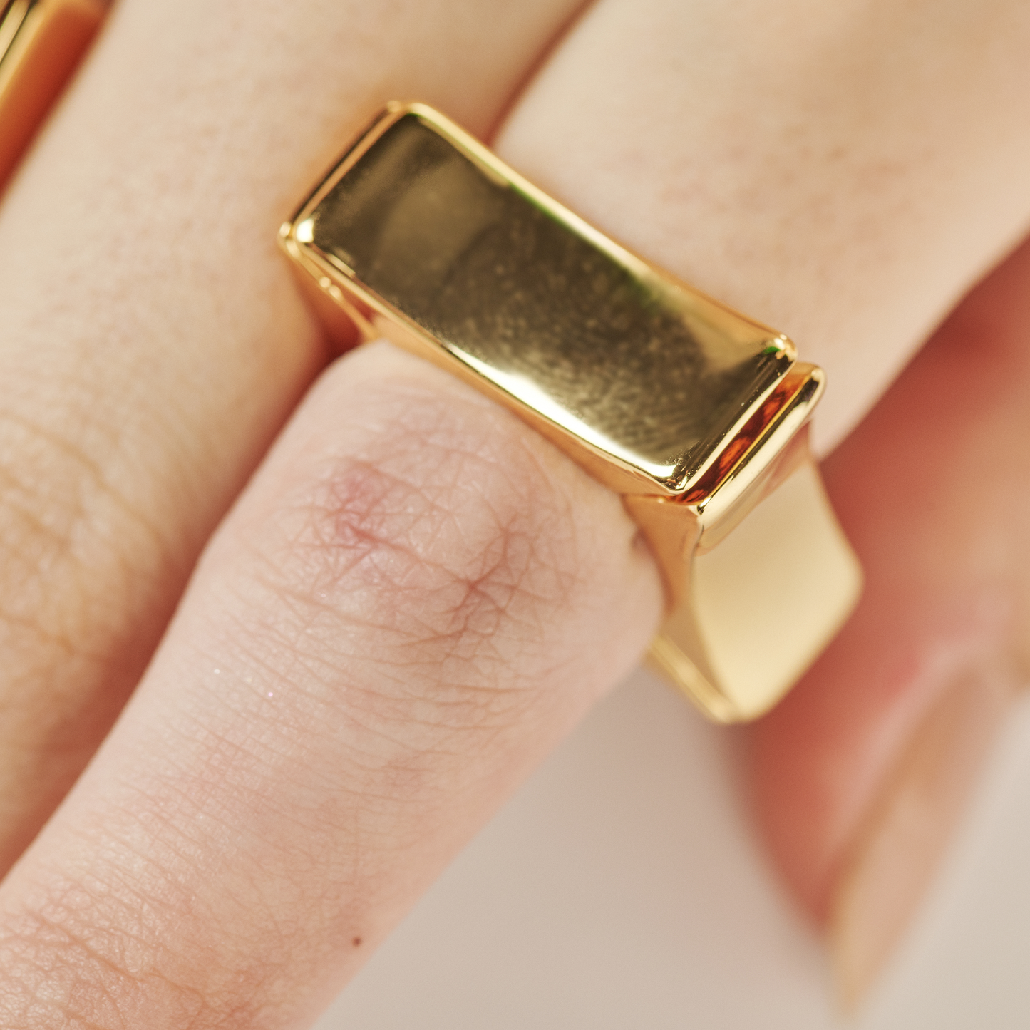 Anel Vector Dourado
