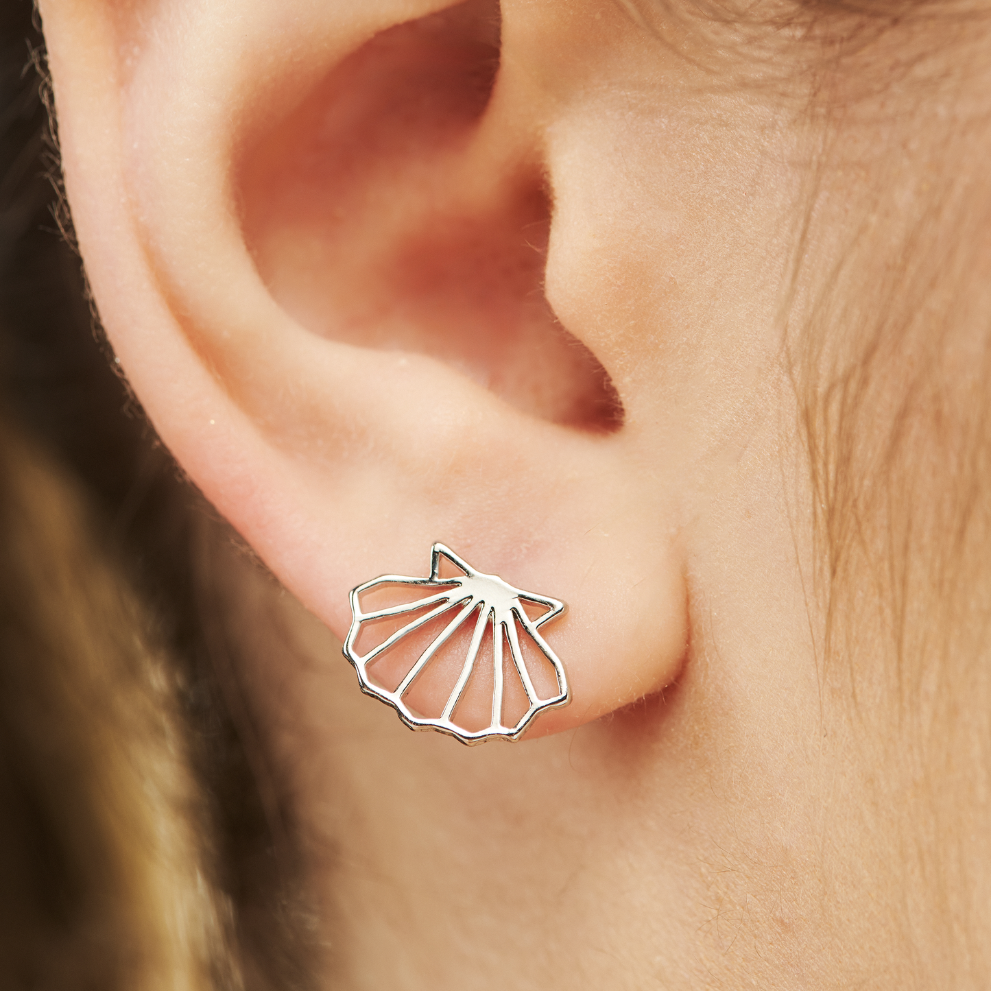 Brinco Concha Ródio