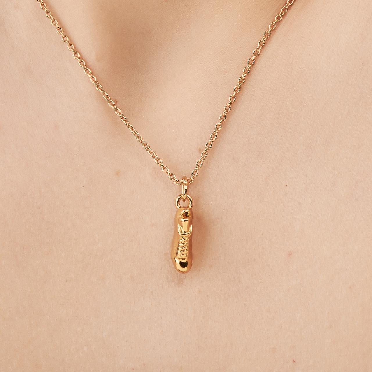 Pingente Brasil Chuteira Dourado