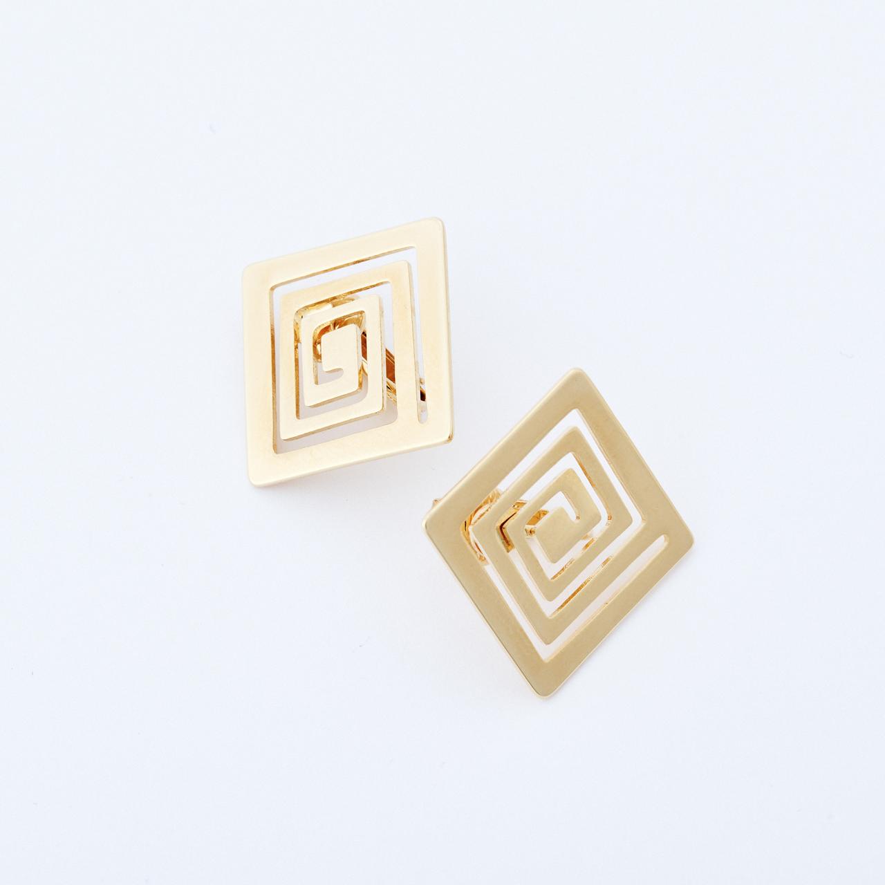Brinco Vetra Dourado