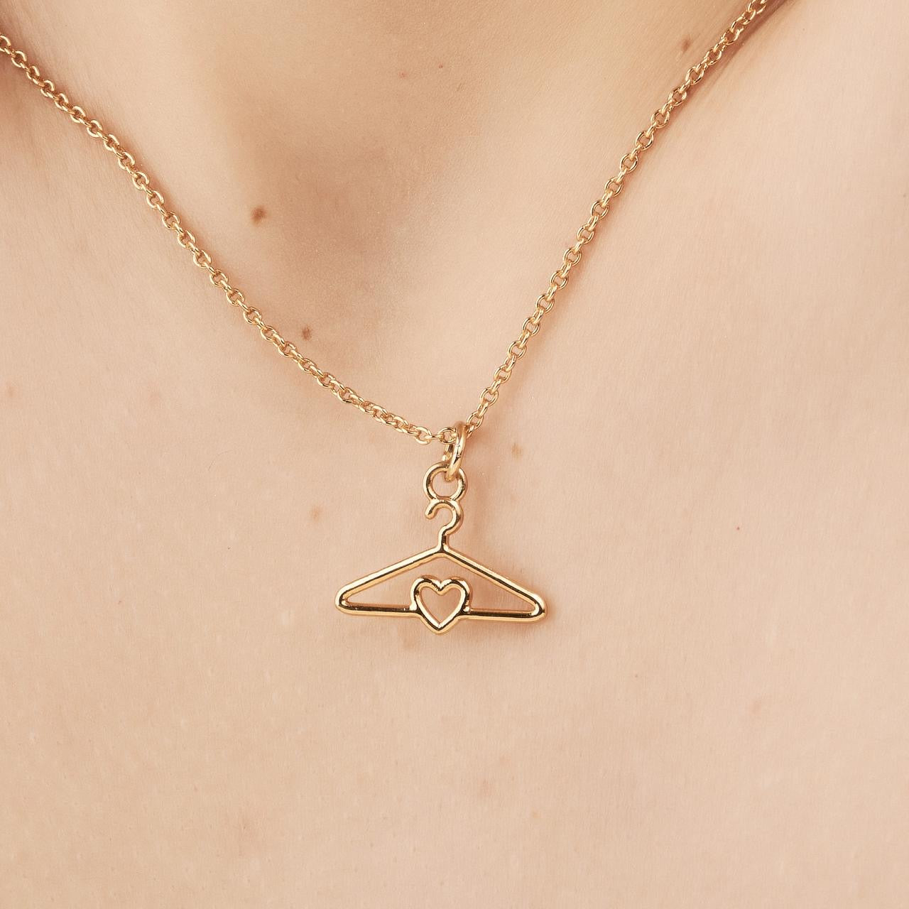 Pingente Moda  Cabide Dourado