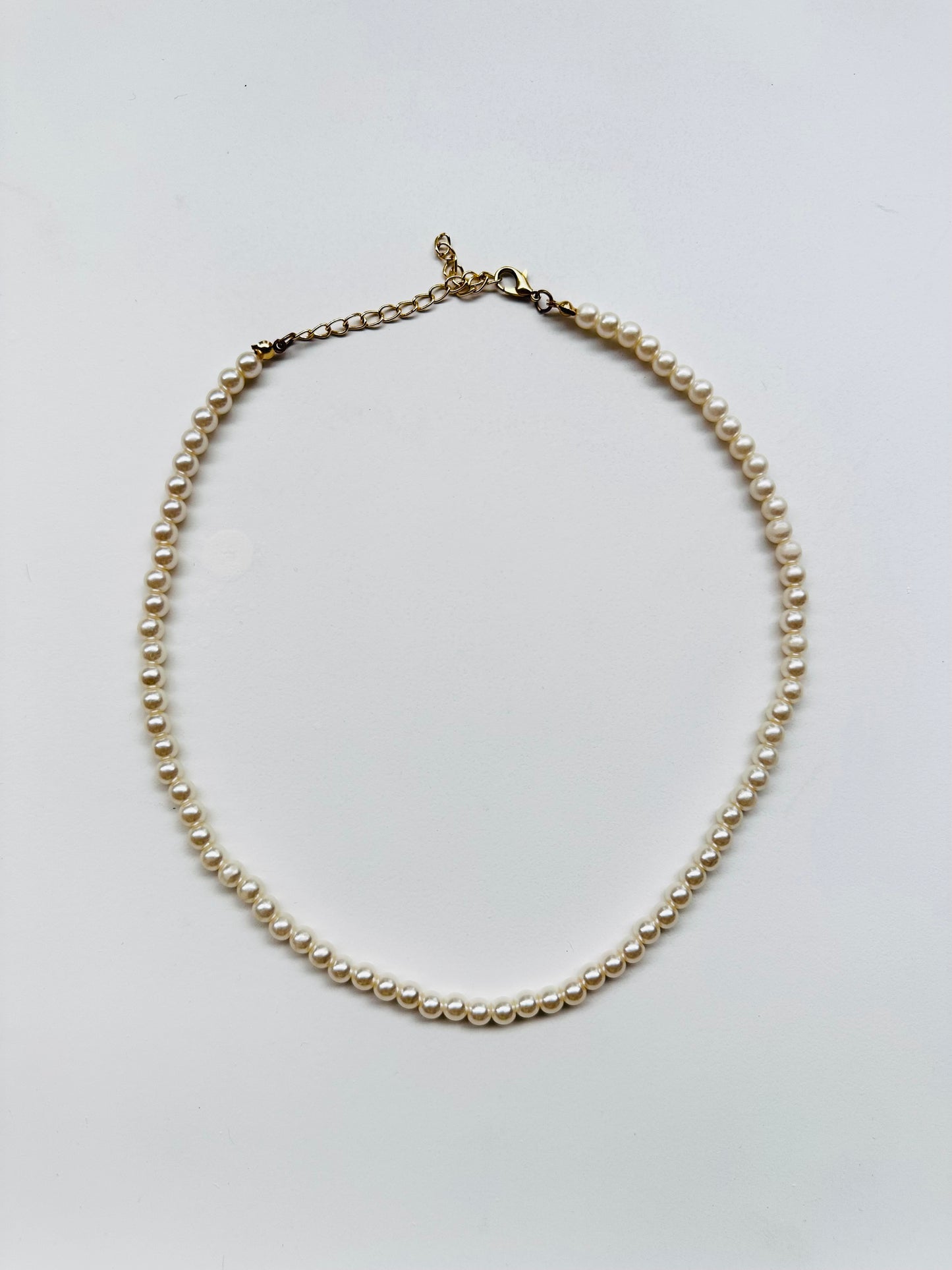 Colar Pérolas Minimalista
