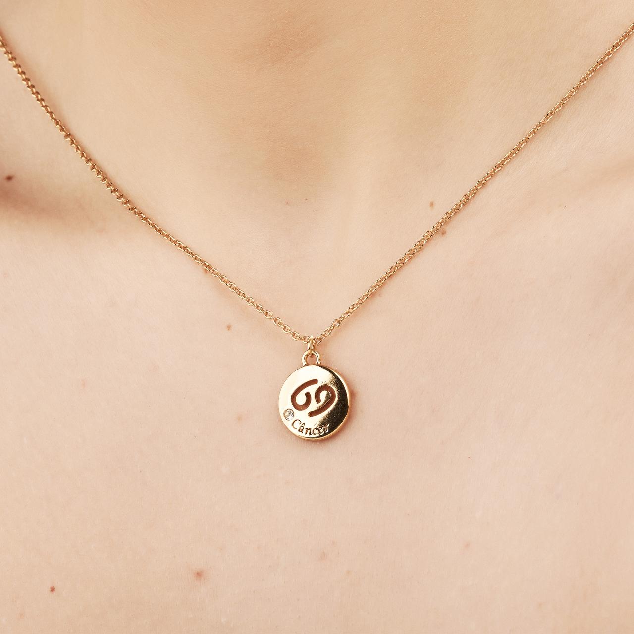 Pingente Signo Câncer Dourado