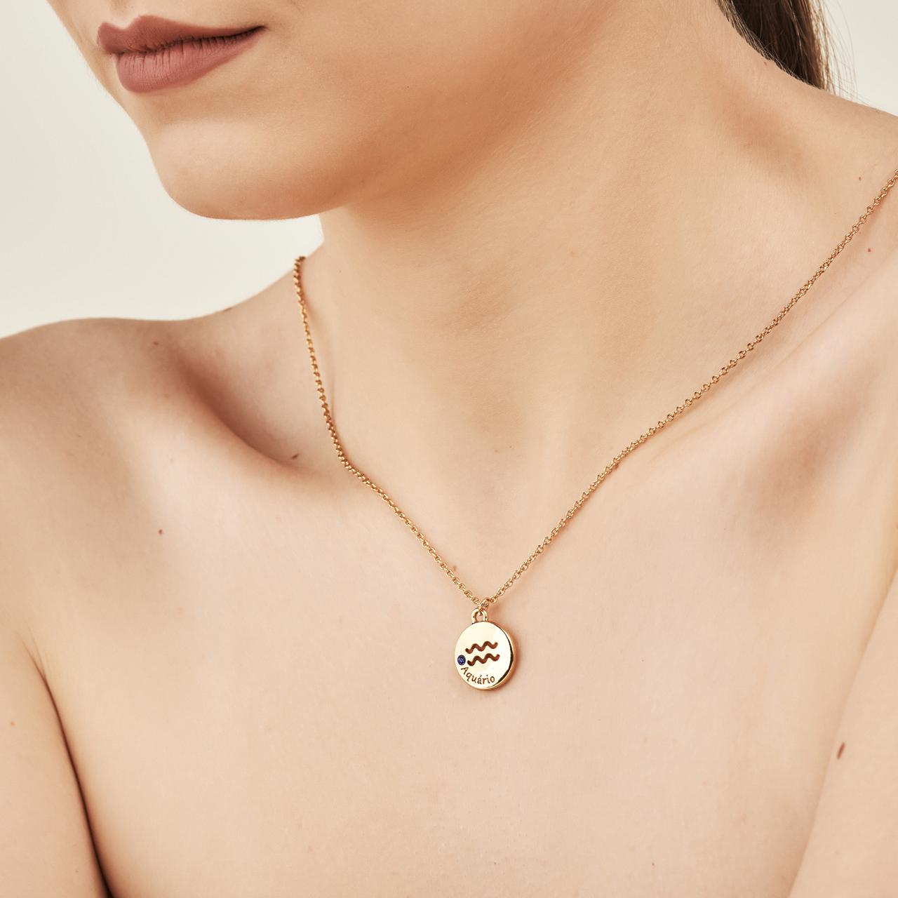 Pingente Signo Aquário Dourado