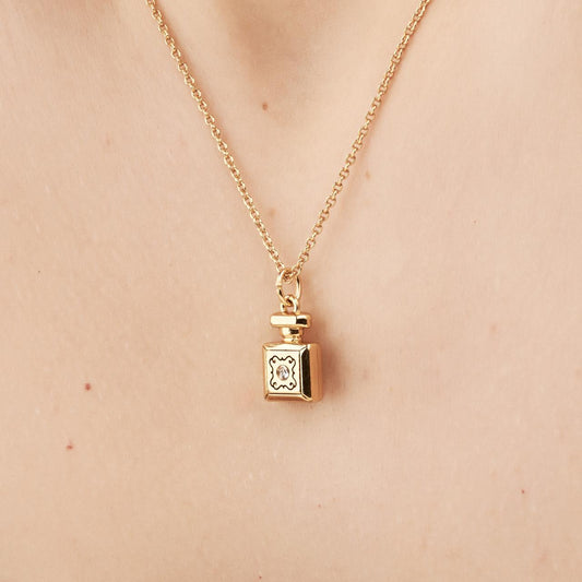 Pingente Têmis  Dourado
