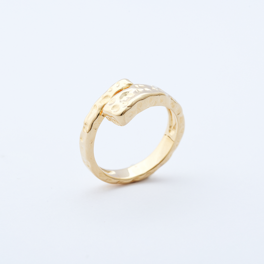 Anel Martelé Dourado