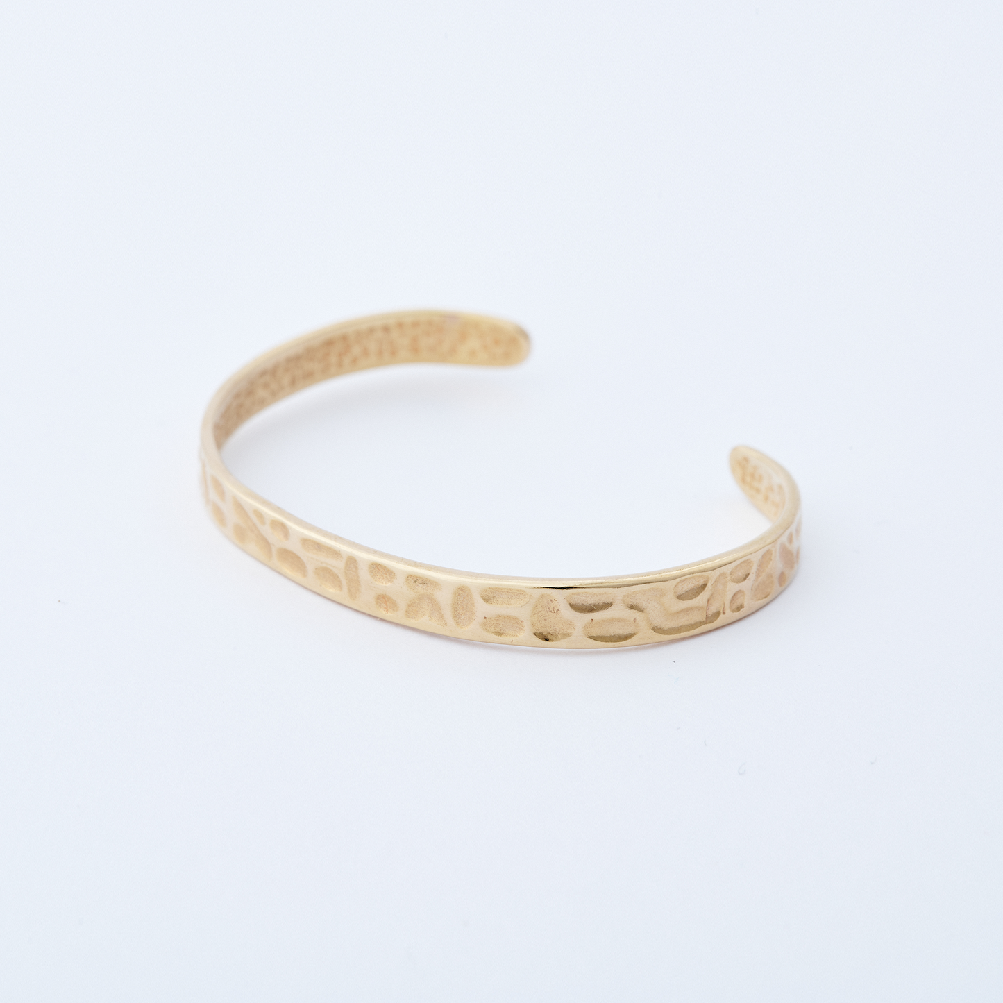 Bracelete Martelé Dourado