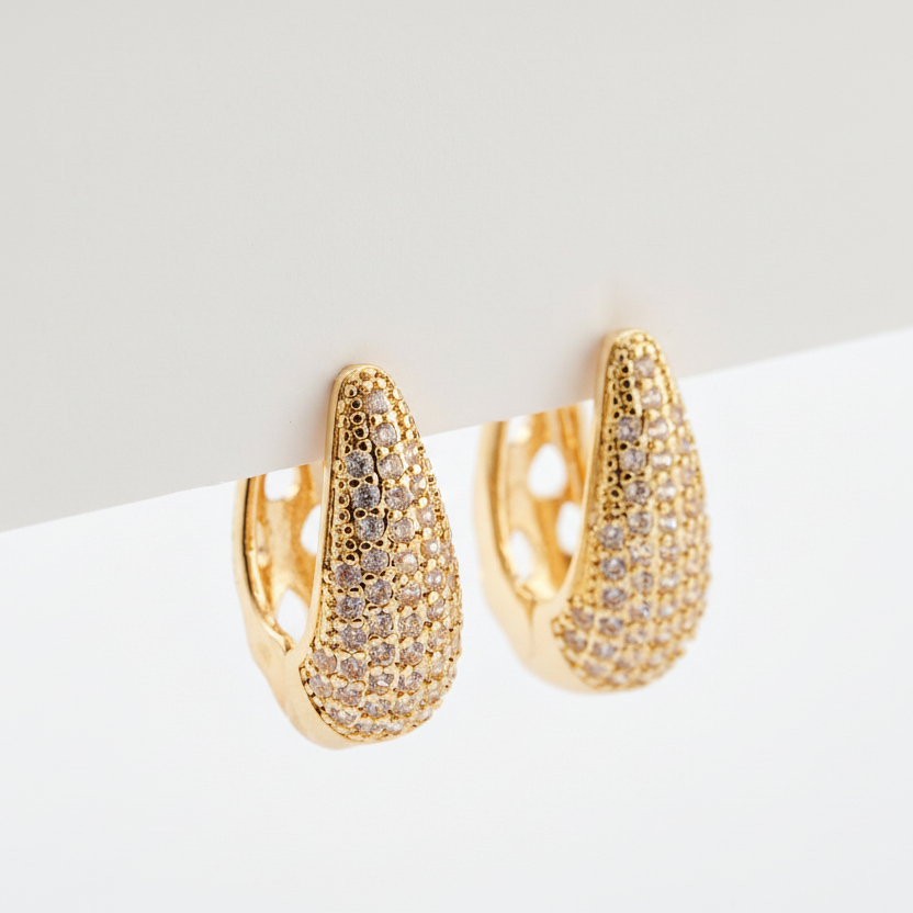 Brinco Gota Elegância Dourado Tamanho M