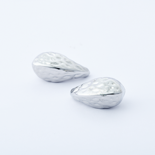 Brinco Gota Esculpida Prata