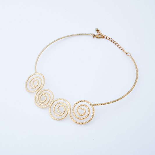 Colar Universo Dourado