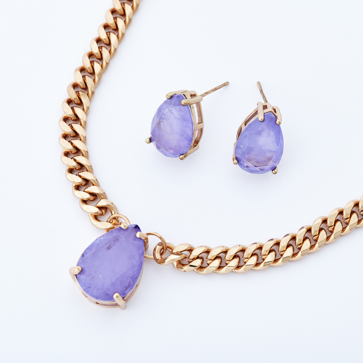 Conjunto Gota Dourada Lilás